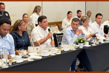 Concejales y funcionarios del Distrito ratifican su «compromiso colectivo por Cartagena»